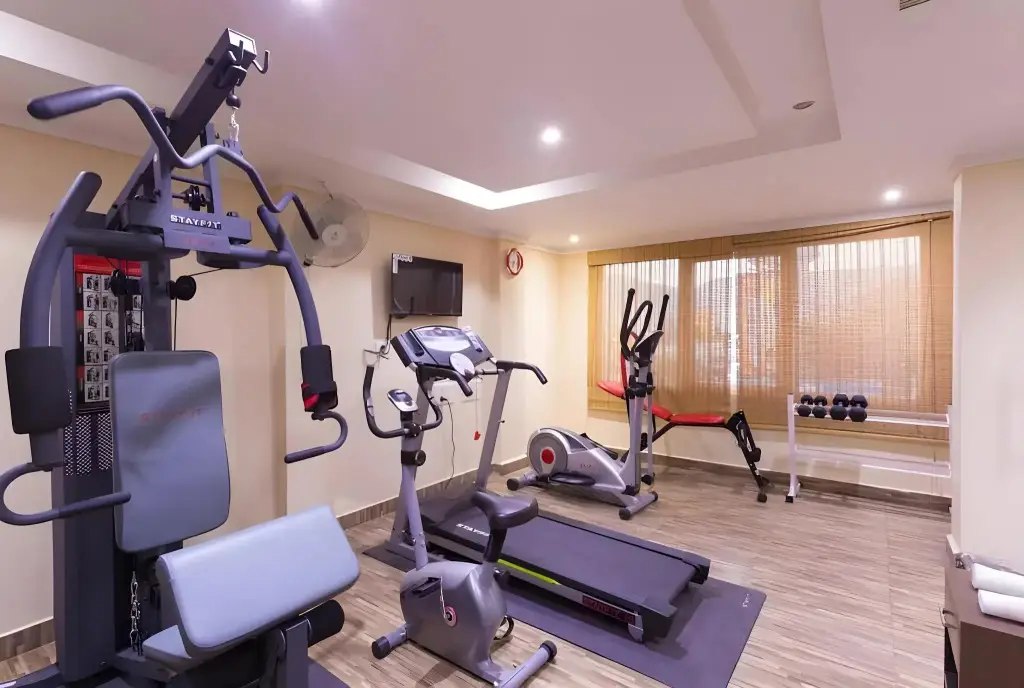 Тирупати: MG Hotel Udayee International