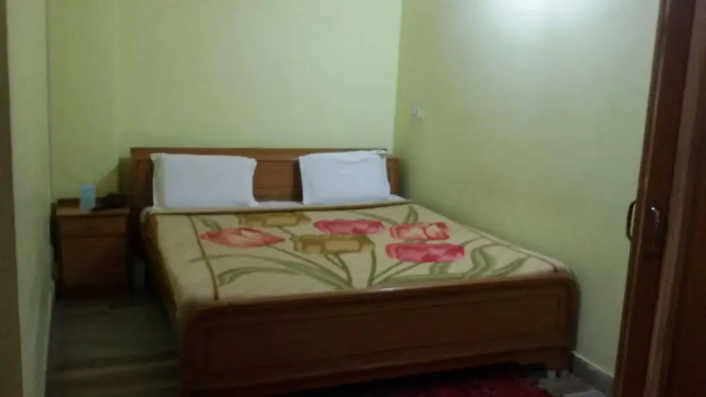 Варанаси: Hotel Divya