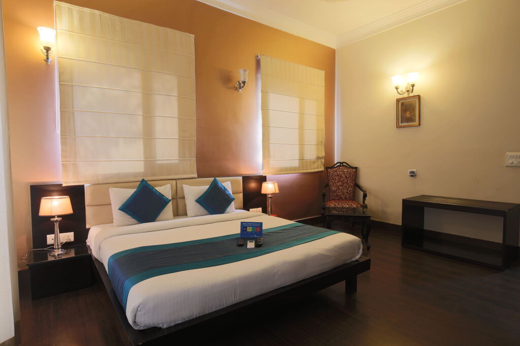 Нью-Дели: FabHotel Aashraye Nehru Place