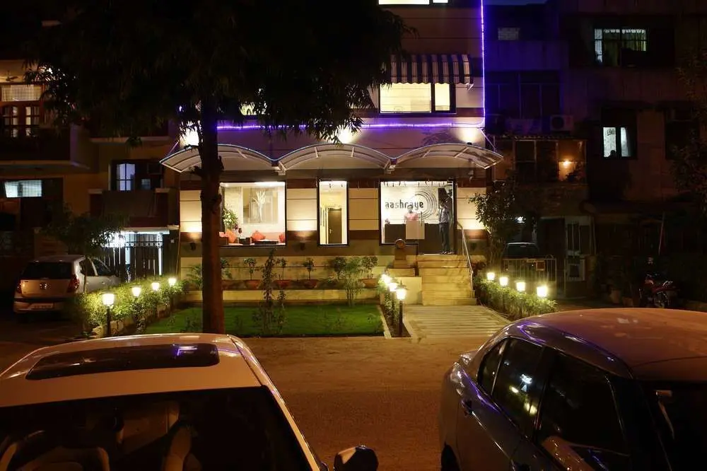 Нью-Дели: Stallen Suites Nehru Place by FabHotels