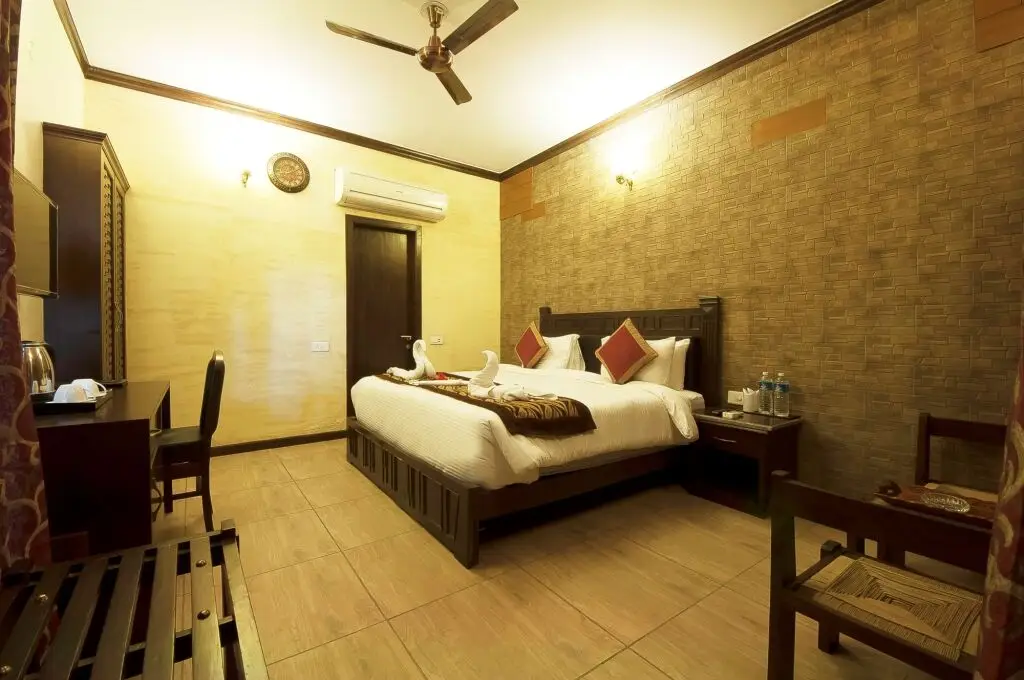Наинитал: Tuskars Resort Corbett