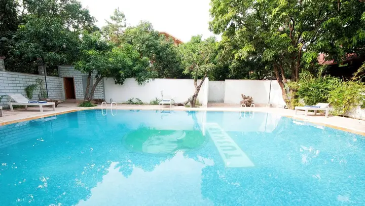 Наинитал: Tuskars Resort Corbett