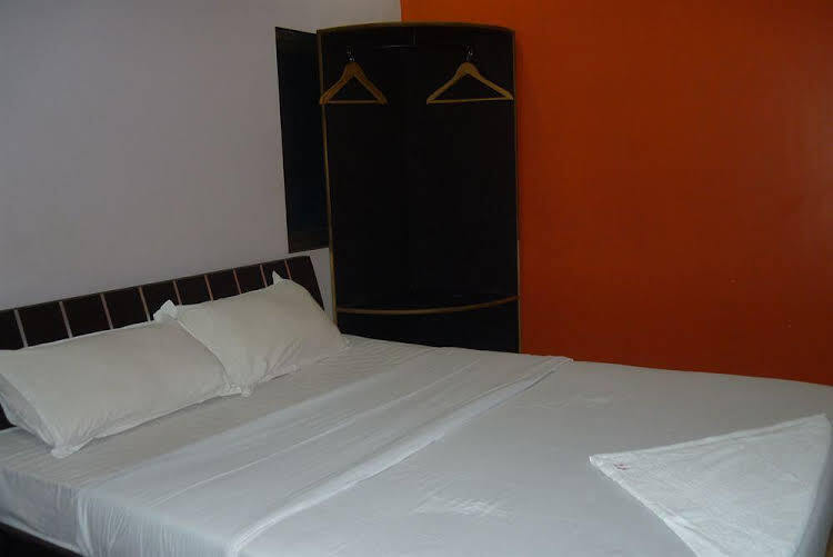 Мумбаи: AXA Hotel