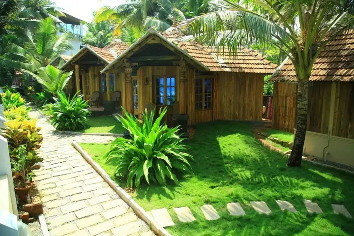 Варкала: Woodhouse Beach Resort