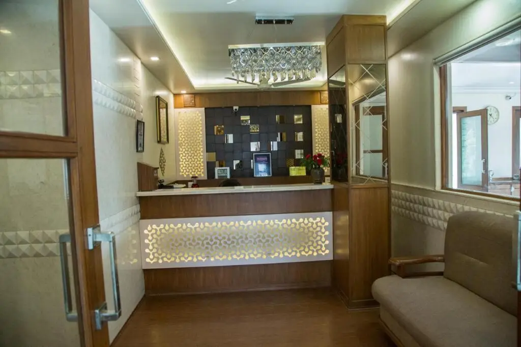 Нагпур: JK Rooms 117 The Majestic Manor