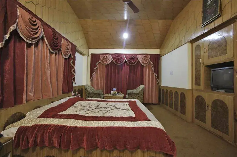 Манали: Chandermukhi Cottage