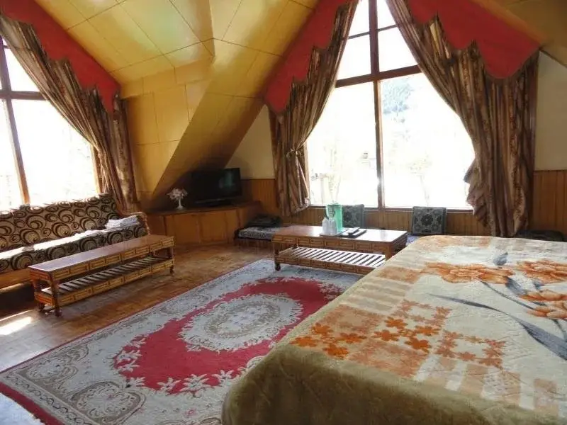Манали: Chandermukhi Cottage