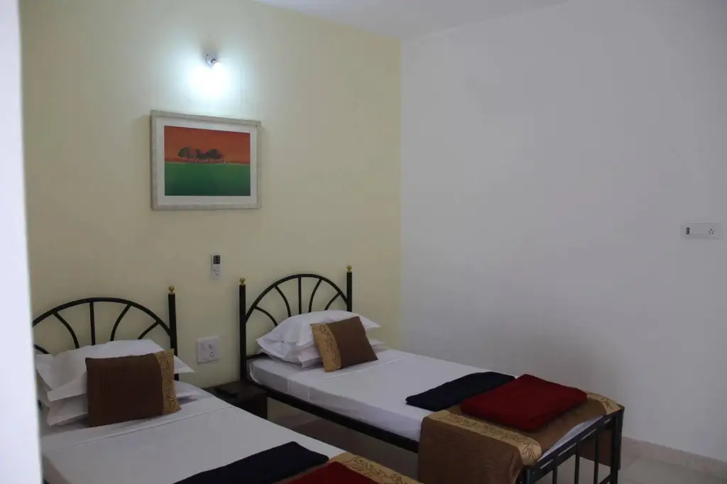 Верем: Flowers Guest House