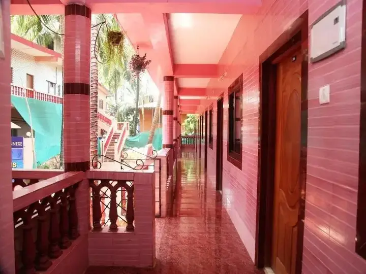 Калангут: Calangute Inn