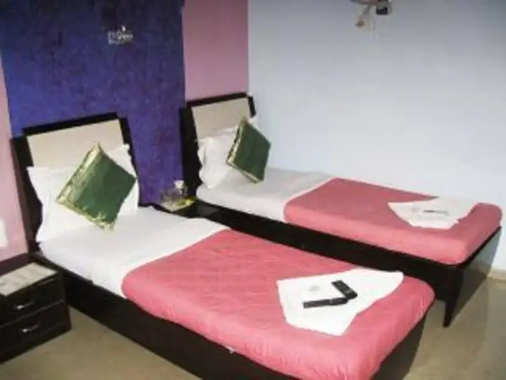 Мумбаи: Metro Dormitory