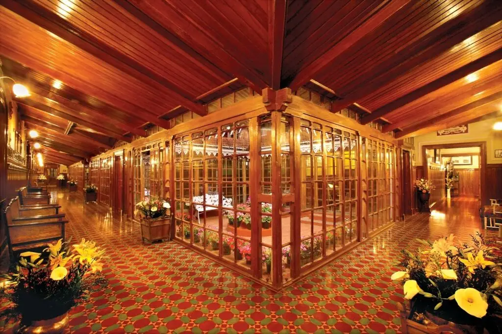 Ути: WelcomHeritage Fernhills Royal Palace
