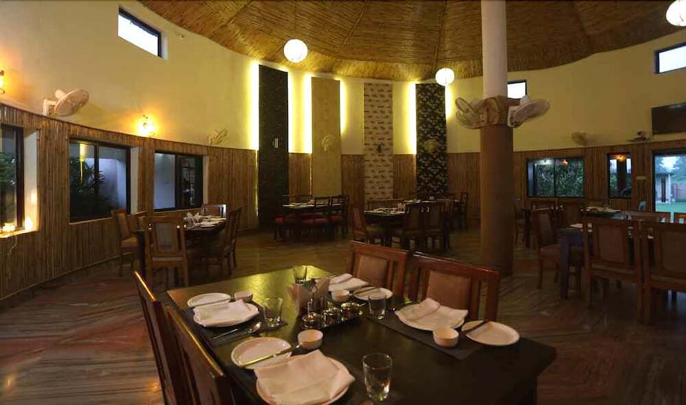 Наинитал: Corbett Jungle Club Resort