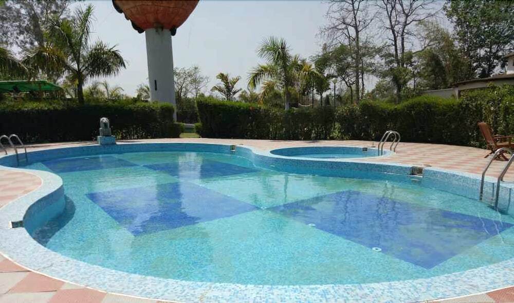 Наинитал: Corbett Jungle Club Resort