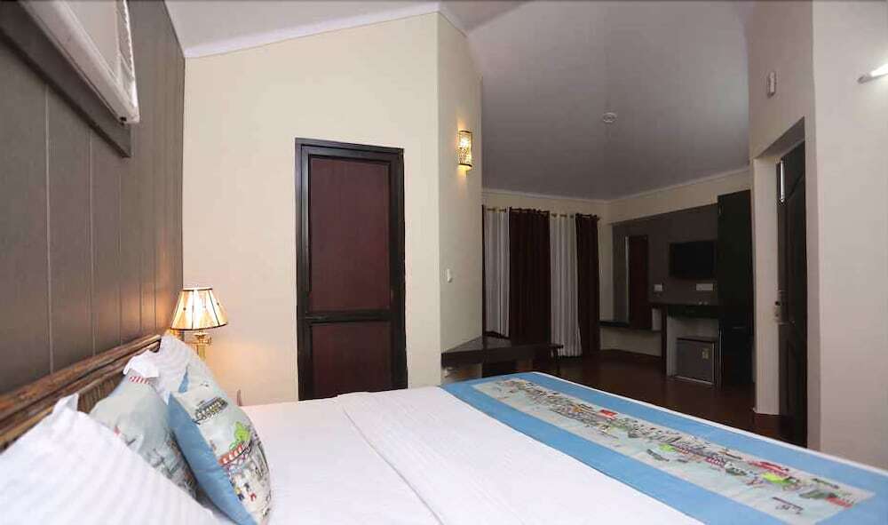 Наинитал: Corbett Jungle Club Resort