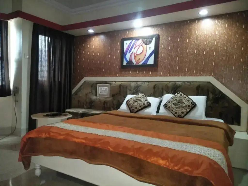 Бхопал: Hotel Sonali Regency