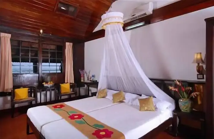Аллеппи: Kayaloram Heritage Lake Resort