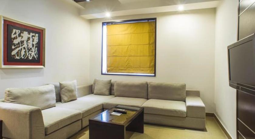 Бахадрабад: SRS Lakshay Hotel