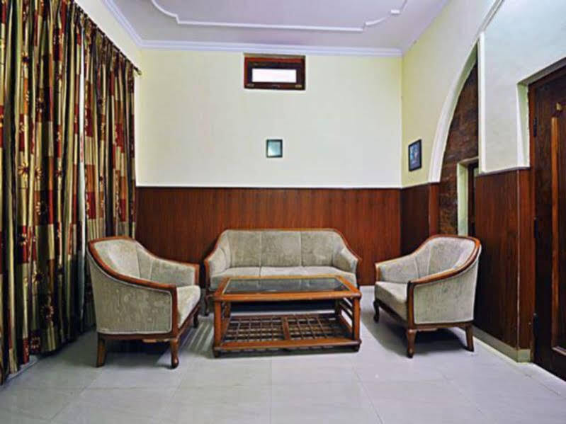 Наинитал: Relax Inn Kathgodam