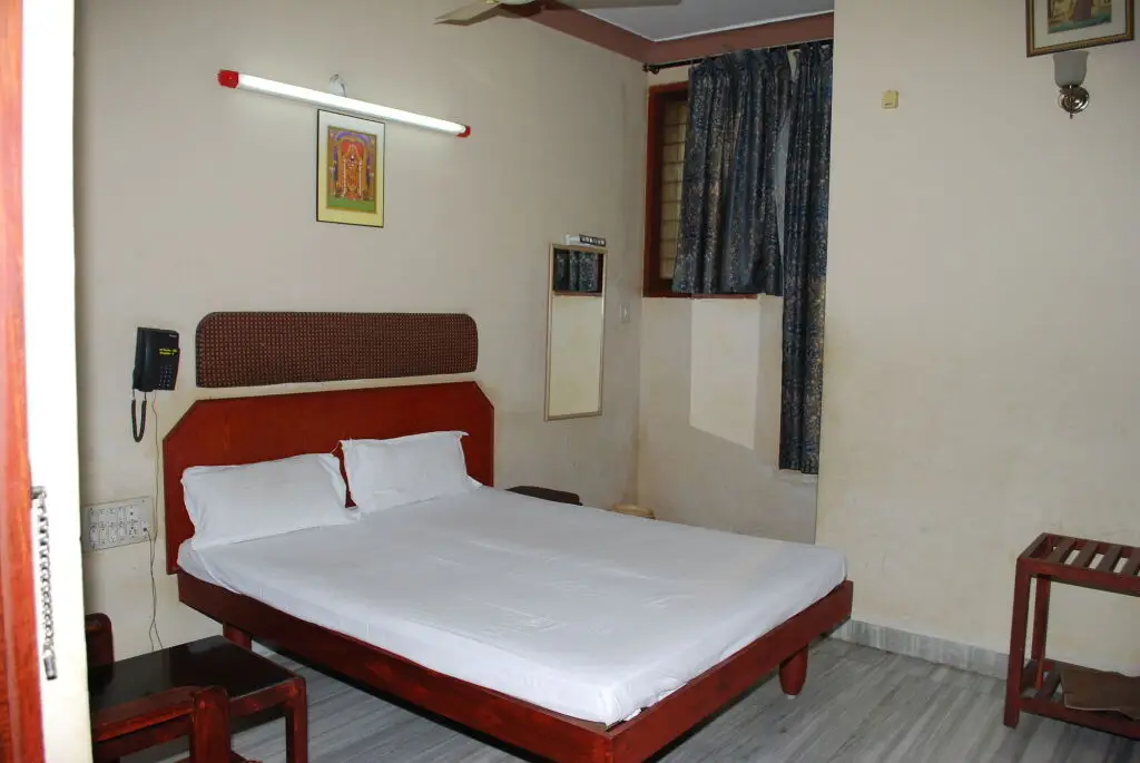 Тирупати: Sri Sai Residency