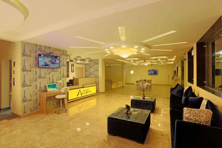 Нью-Дели: OYO 8967 Hotel Aeroporto