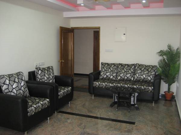 Висакхапатнам: Falcons Nest Service Apartment-Lawsons Bay