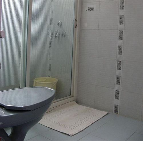 Висакхапатнам: Falcons Nest Service Apartment-Lawsons Bay