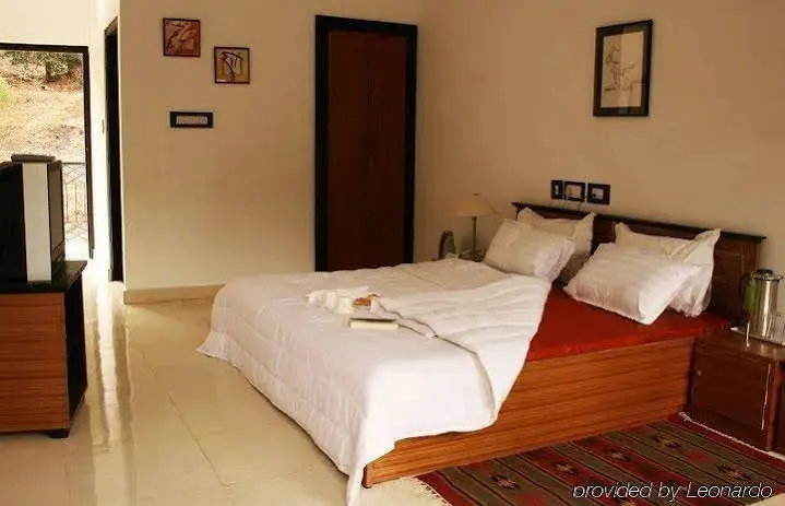 Наинитал: Country Inn Sattal