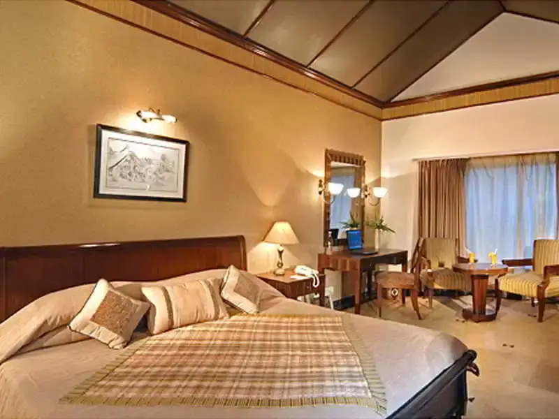 Наинитал: Corbett Hideaway