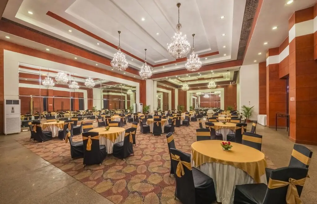 Бхубанешвар: The Hhi Bhubaneswar
