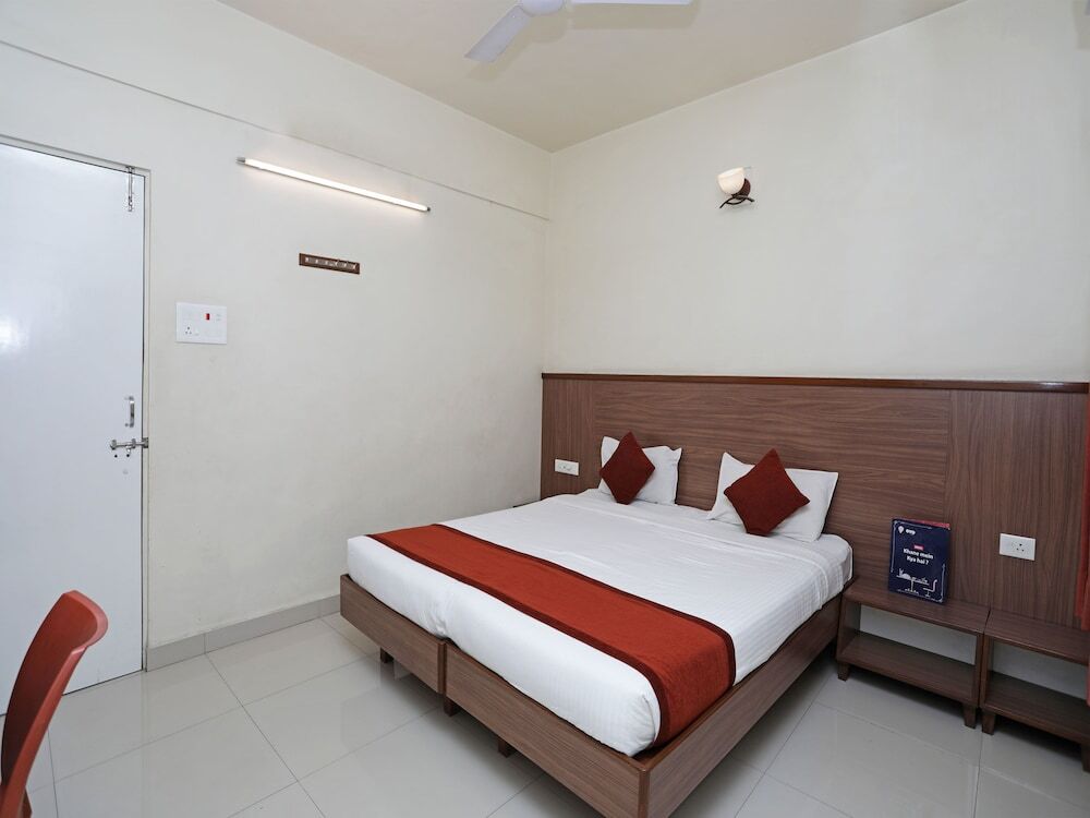 Пуна: Hotel Surya Villa