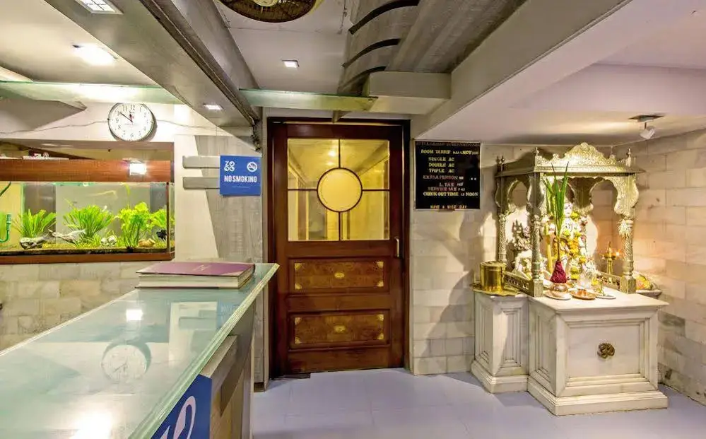 Мумбаи: Zo Rooms Andheri Railway Station