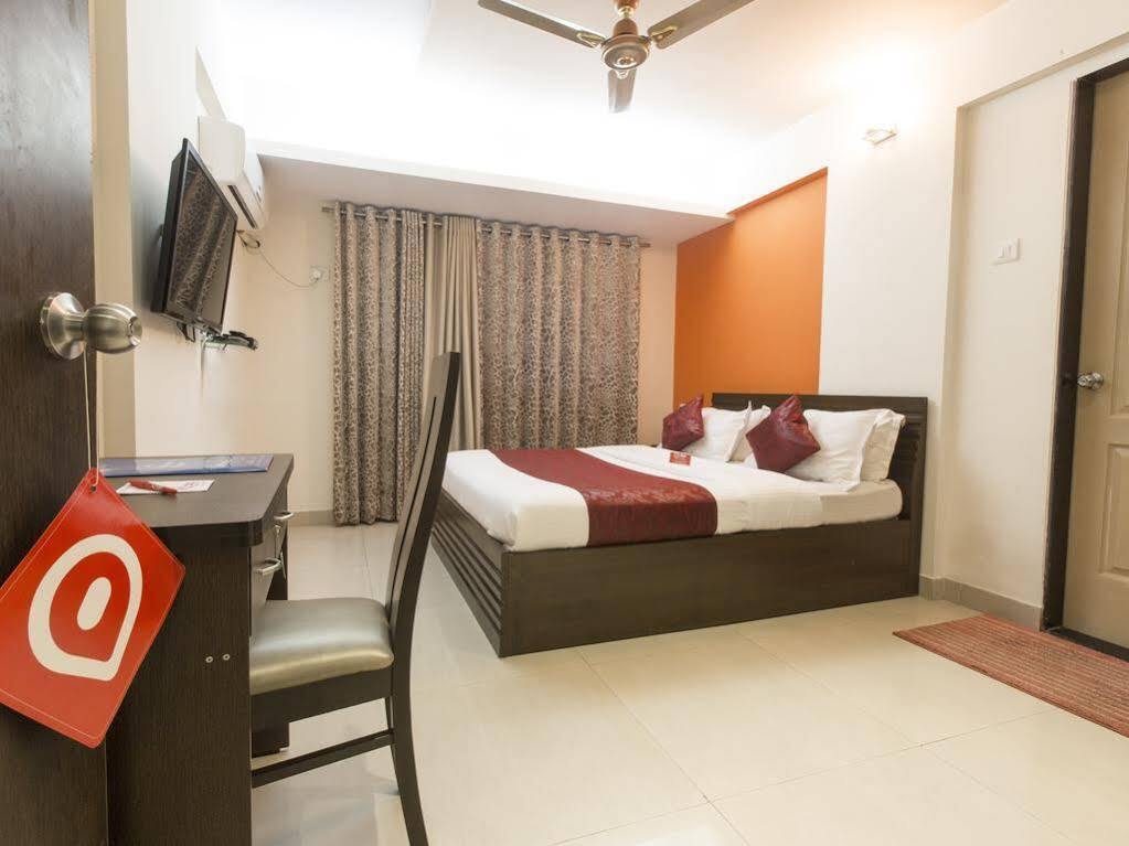 Мумбаи: OYO Apartments BKC Kalanagar