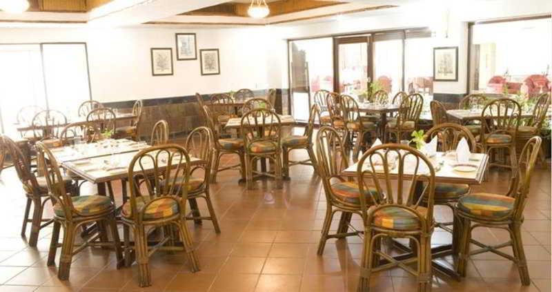 Кхаджурахо: Hotel Usha Bundela