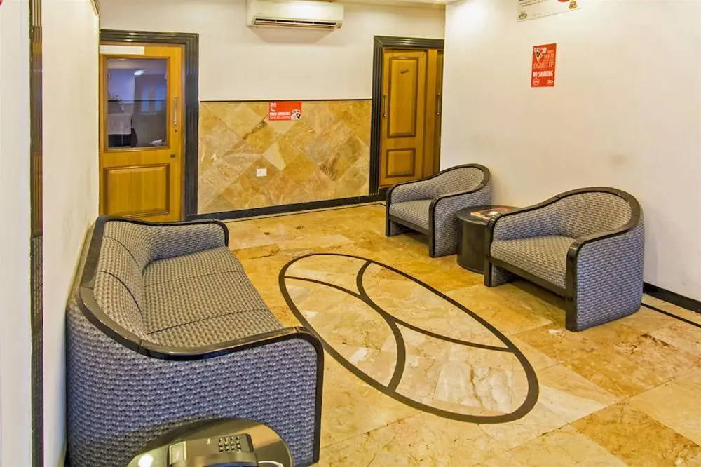 Мумбаи: Zo Rooms Juhu Beach