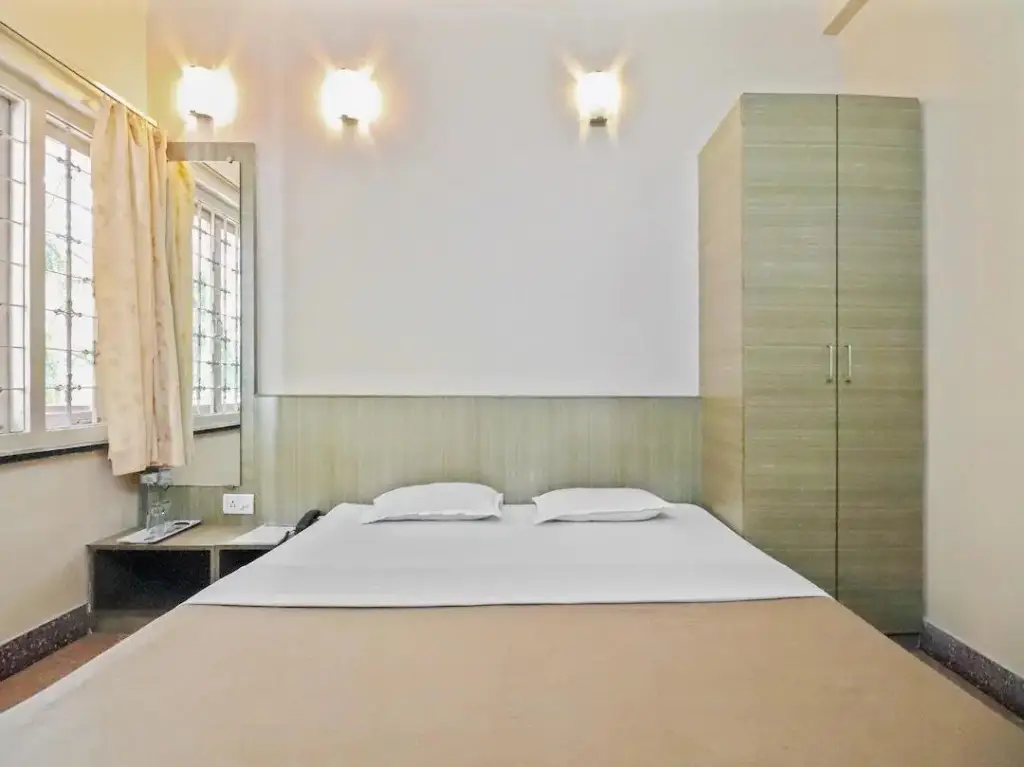 Пуна: Hotel Chetak