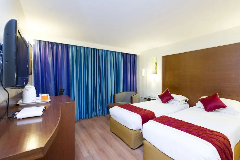 Бангалор: OYO Premium Cunningham Road