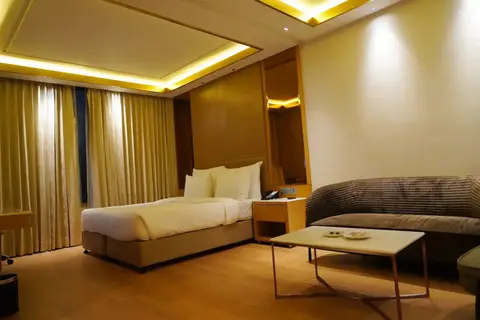 Nirvana Luxury Hotel Ludhiana — фото 1
