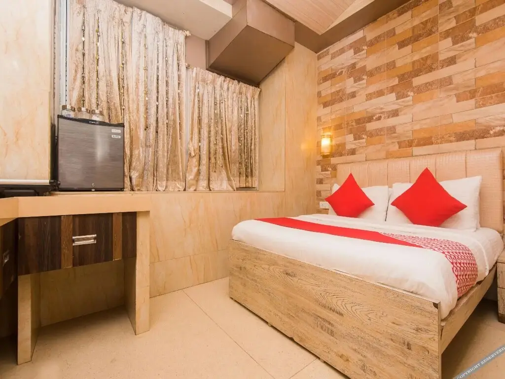Мумбаи: OYO Rooms Colaba