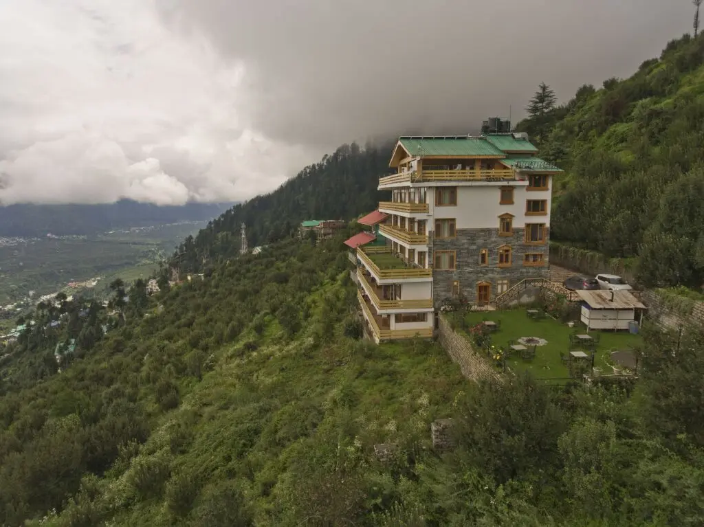 Манали: Vivaan The Sunrise Resort