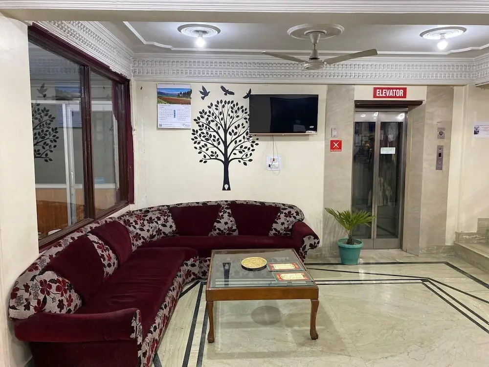 Шринагар: Hotel City plaza