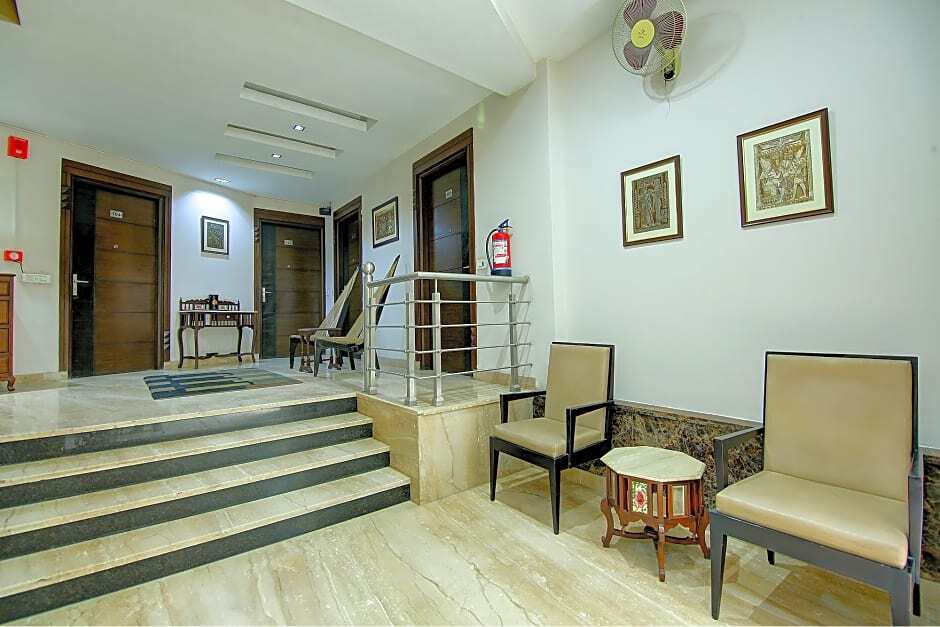 Гуруграм: FabHotel Royal Tulip Sushant Lok II