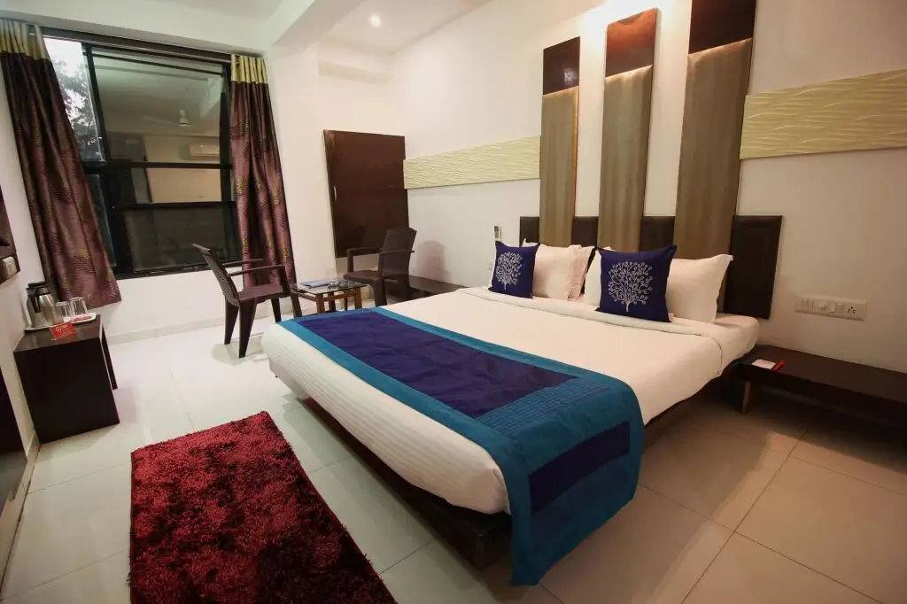 Ахмедабад: OYO Rooms Navrangpura