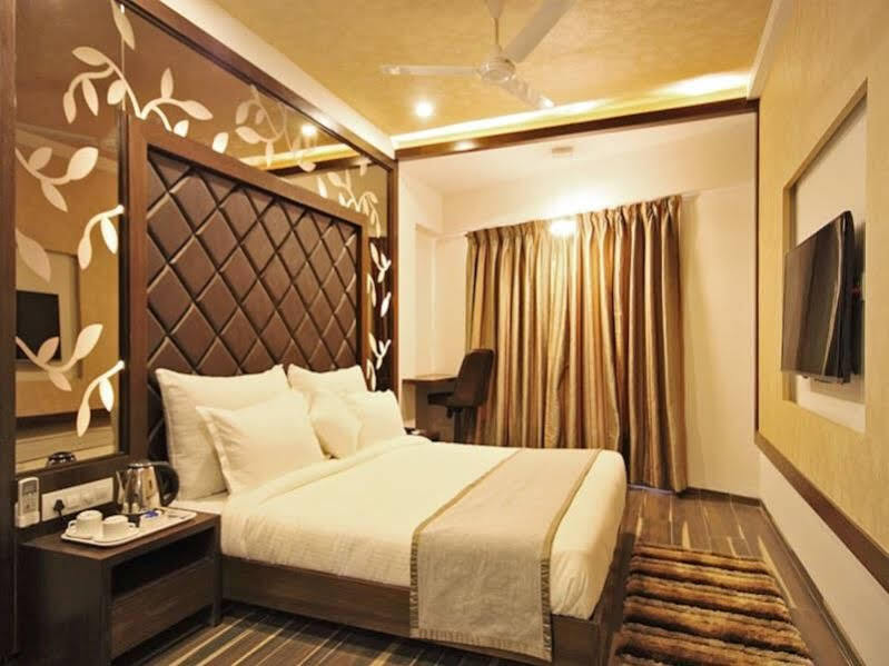 Ахмедабад: ZO Rooms Ashram Road