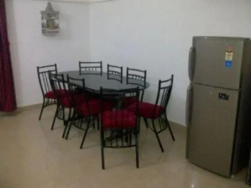 Мапуса: Kirti Bungalow