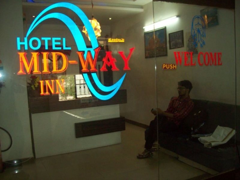 Гандхинагар: OYO 5904 Hotel Midway Inn