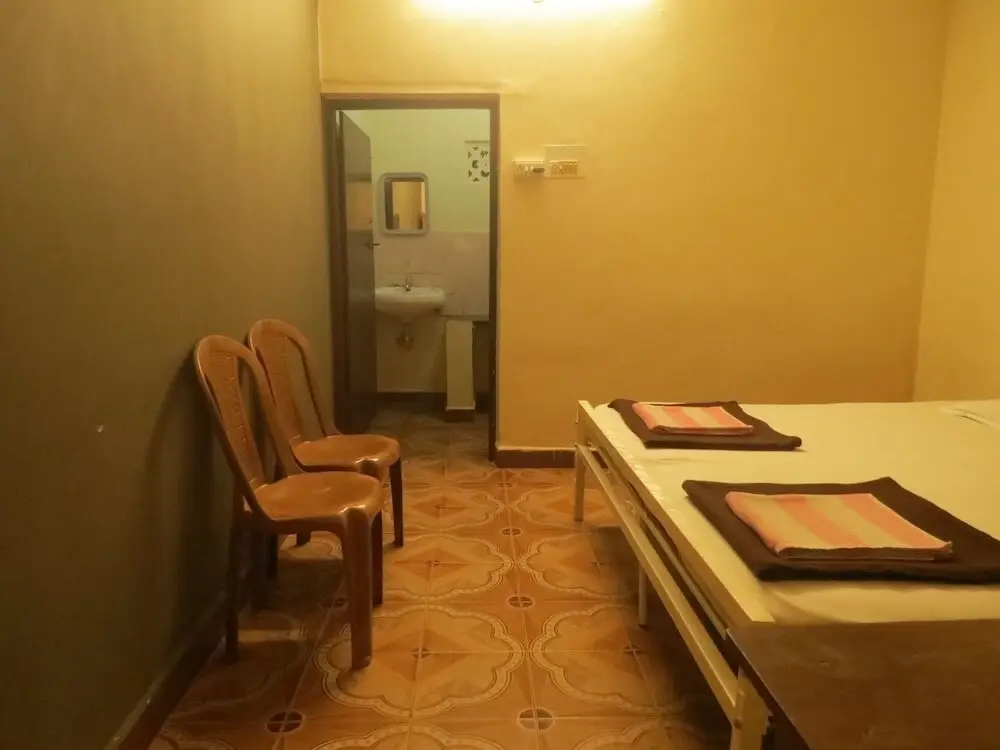 Бага: Shelton Guest House