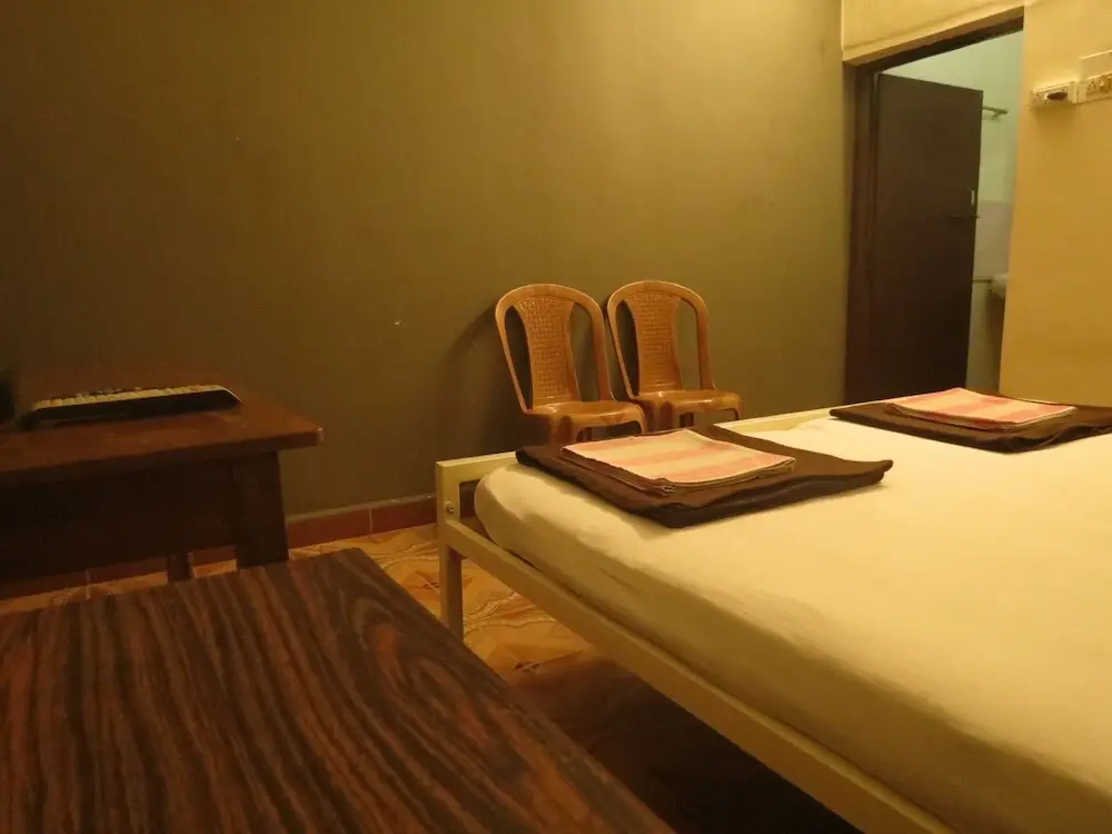 Бага: Shelton Guest House