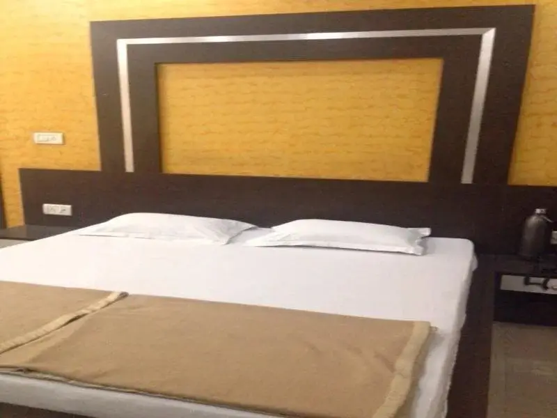 Hotel Shivam and Restaurant — фото 1