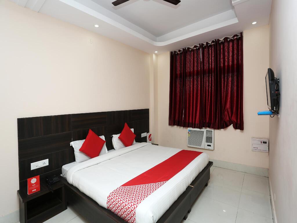 Харидвар: OYO 2974 Hotel Aastha Palace