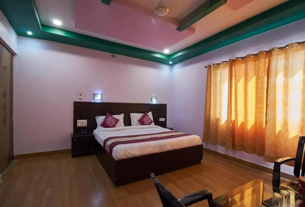 Удаипур: Hotel Deep Palace Near Bus Stand Udaipole